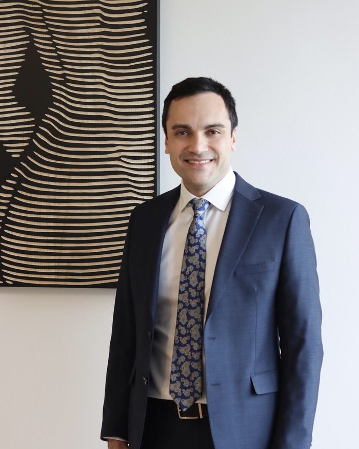 Dr. Ayhan Işık Erdal — Plastic Surgeon Istanbul